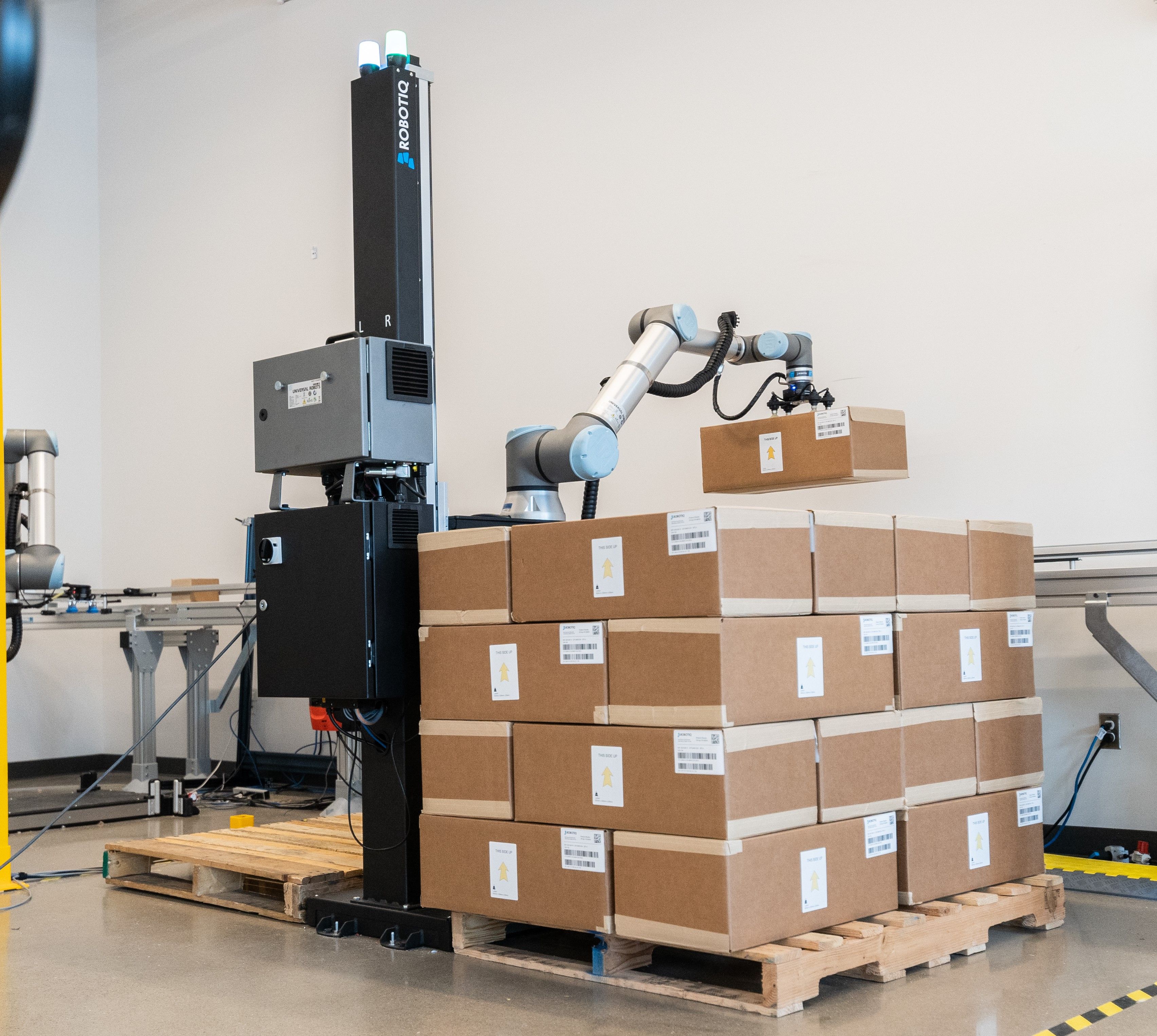 SIMPLE, FLEXIBLE AUTOMATED PALLETISING SOLUTION